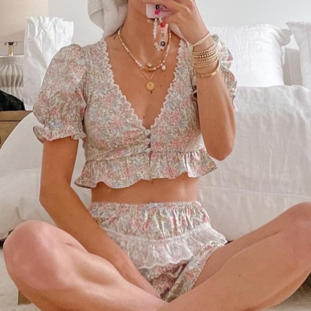 2 PIECE FOR LOVE & LEMONS Farrah Top & Short set - Picture 2 of 16